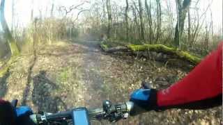 preview picture of video 'MTB nel Parco del Ticino col fango (2) - 29.12.2012 - GoPro HD HERO 2'