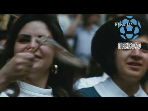 Официального гимна FIFA в 1970 году ещё не существовало — эта традиция появилась лишь с ЧМ-1990 в Италии. Но у Мексики-70 был свой звук: нескончаемый рёв 107 412 зрителей на Ацтеке, трубы марьячи на трибунах и песня «Fútbol» мексиканского радио. Голос турнира — гул стадиона в момент, когда Карлос Альберто вбил мяч в дальний угол на 86-й минуте финала.