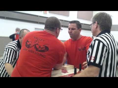 Shawn Ross vs Phillip Carty (right hand)