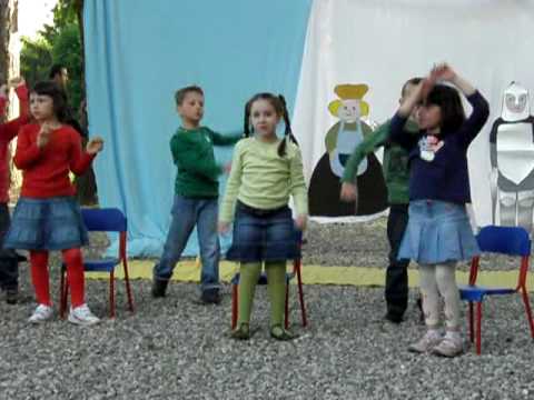 le cicale della scuola materna di alberino