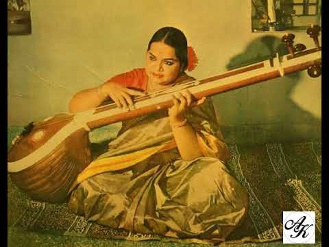 Dr.M.L.Vasanthakumari - Ragam Thanam Pallavi - Shankarabharanam ( Ragamalika Swarams)