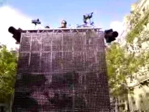 Technoparade 2009 AXWELL   - 03