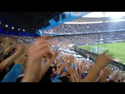 "En el este y el oeste, en el norte y en el sur, brillará blanca y celeste." Barra: La Guardia Imperial &bull; Club: Racing Club