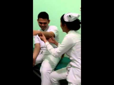 KONYOL!! TANGAN KIRI TAK MAMPU ANGKAT TISU