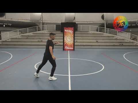 Lifamim - Michael Barzelai - dancing