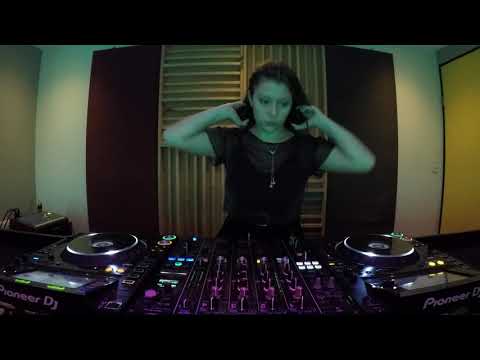 K'EEY ORIGENES FESTIVAL- Mel Souler set.