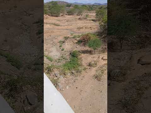 ponte sobre o rio espinharas  em São José de espinharas  paraiba