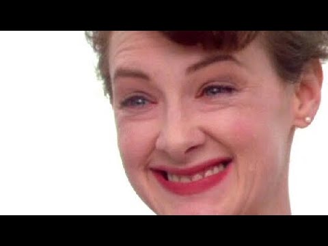 Joan Cusack in ARLINGTON ROAD (1997)