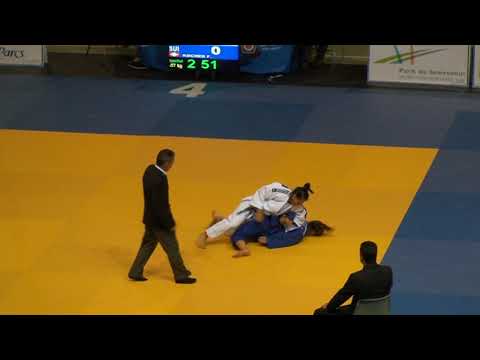 EC JUN 2011 57  ZEHIR Tugba TUR KOCHER Fabienne SUI