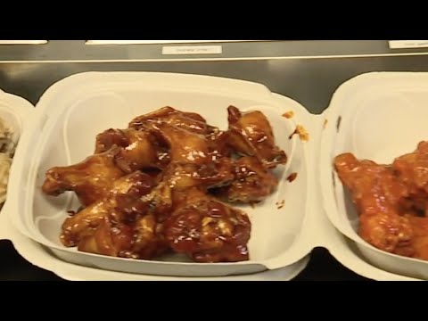 Restaurant publican warns of massive chicken wing shortage