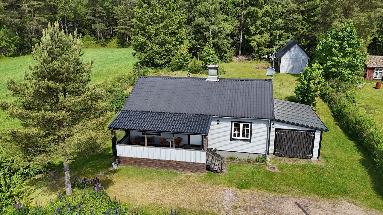 3 rum Vinterbonat fritidshus på Ljunghult 5 Ljungby kommun - video