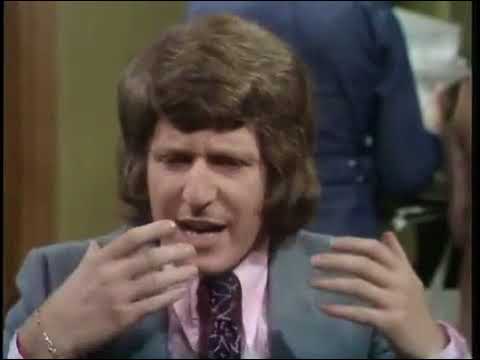 Doctor in Charge Season 1 Episode 22 An Office and a Gentleman