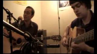 Editors - Someone Says (live & acoustic @ Planet Claire 22-06-2005)
