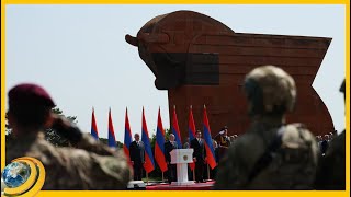 «Տհաճ է, էսքան մարդ հավաքվել է, չեն թողնում ներս». արգելապատնեշը հանվեց, երբ պաշտոնյաները հեռացան