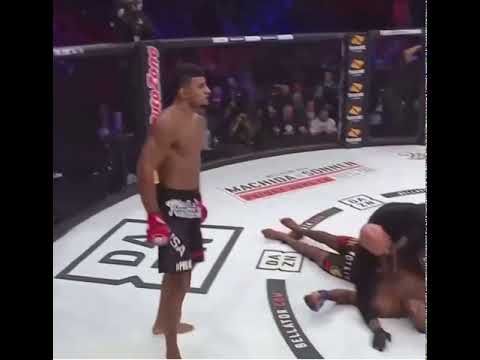 Douglas Lima crushes Michael Page