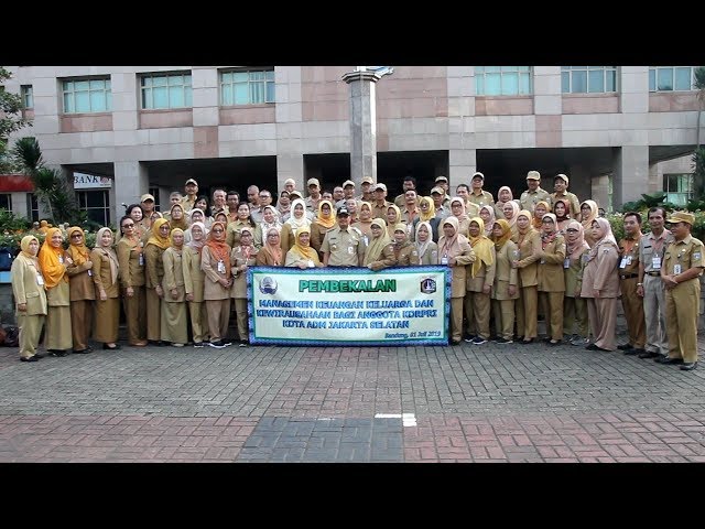 Pendidikan Pembekalan Manajemen Keuangan Dan Kewirausahaan