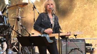 Out Of Touch - Lucinda Williams - 2014 Hardly Strictly Bluegrass  7754