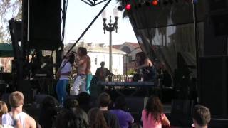 Iglu &amp; Hartly - Dayglo (Live at USC Springfest 2009)