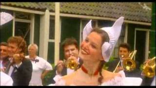 Andr Rieu The Johann Strauss Orchestra Clog Dance Video