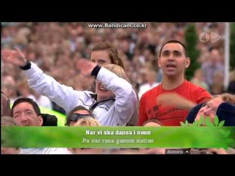 Lotta Engberg - Dansa i neon (Live @ Lotta På Liseberg 2011)