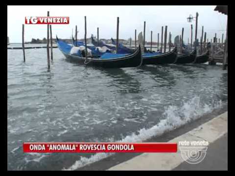 VENEZIA TG - 25/03/2016 - ONDA “ANOMALA” ROVESCIA GONDOLA