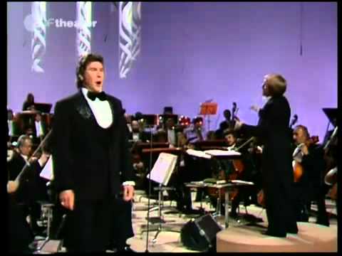 Sherrill Milnes   Cortigiani  vil razza dannata Rigoletto