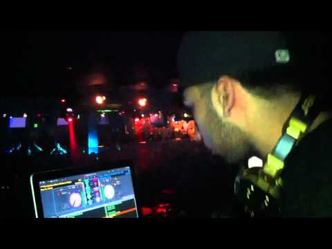 DJ.Z LIVE AT XALOS FRIDAYS!