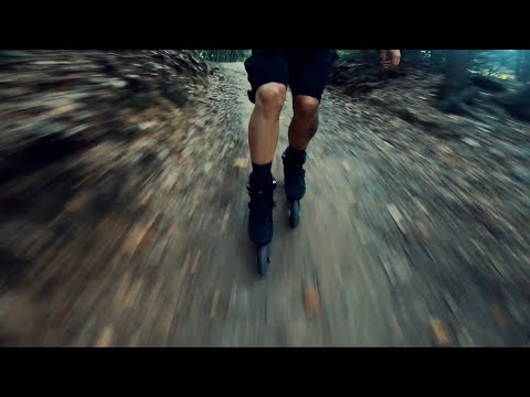 SUV OFFROAD SKATING IN THE FOREST2