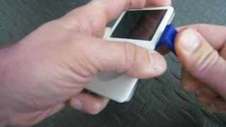 How to Open a 5th Generation Video iPod