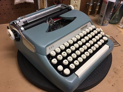 TypewriterMinutes - Typewriter Review: 1965 Smith Corona Sterling