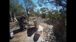 preview picture of video 'Lightning Ridge Sandstone Sculpture Carving'