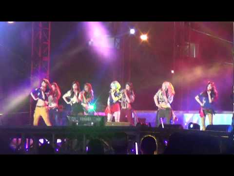 [FANCAM] 130119 SNSD - Hoot