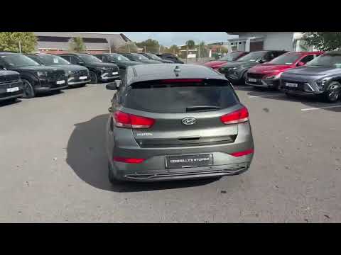 Hyundai i30 Diesel Deluxe - Image 2