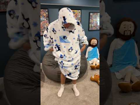 This hoodie blanket is a game changer for sleeping #blanket #hoodieblanket #warm #cozy