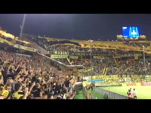 "RECIBIMIENTO DE PEÑAROL CON LA BANDERA GIGANTE VS ATLÃ‰TICO TUCUMÃN | LIBERTADORES 2018" Barra: Barra Amsterdam • Club: Peñarol