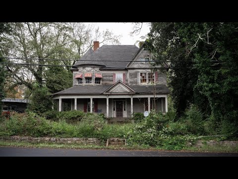 Abandoned House With Everything Left Inside