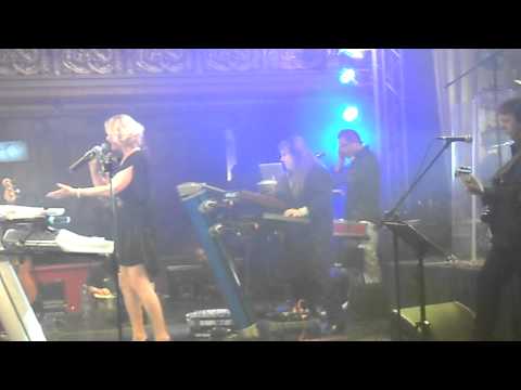 HELENA VONDRÁČKOVÁ - NAHRÁVÁM -VÁNOČNÍ KONCERT LUCERNA