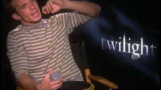 Interview for Twilight (VO) 