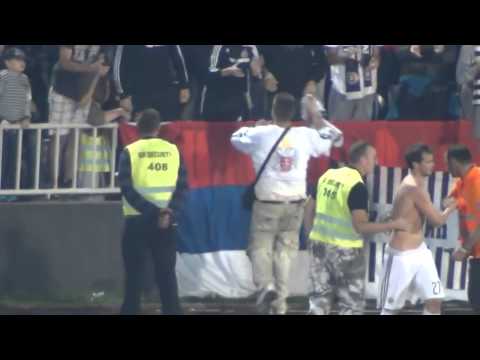 Danko Lazovic pomogao navijacu!