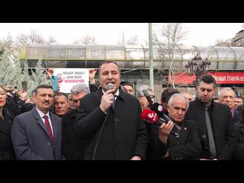 Eğitim-İş Genel Başkanı Kadem Özbay - Milli Eğitim Bakanlığı Önü Eylemi
