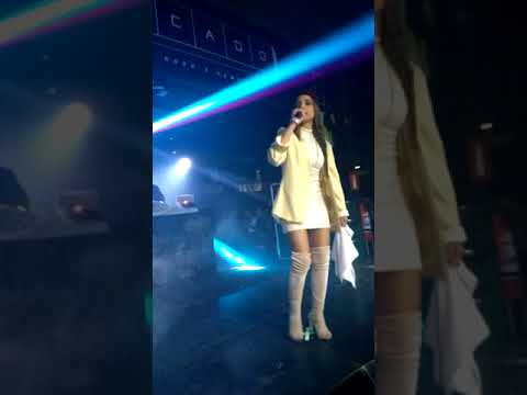 Lola Salles - Aquário