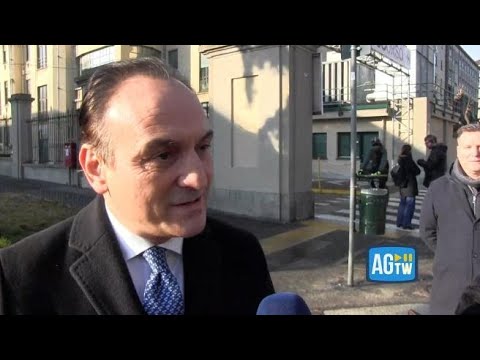 Poliziotto aggredito a Torino, Cirio: «Lo scudo del suo collega è lo Stato che difende i deboli»