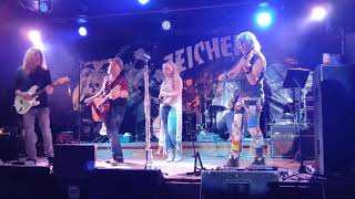 Wendrsonn - Draussa im Wald