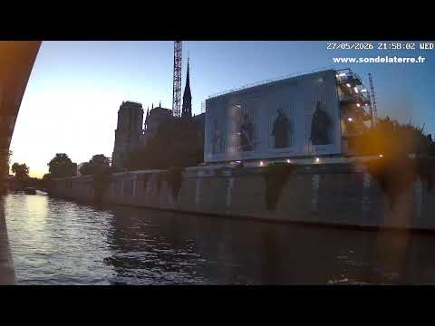 Live Webcam of the Seine River and Notre Dame live cam