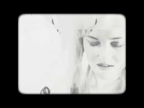 Lost Horizons feat. Ren Harvieu - Unravelling in Slow Motion (Official Video)