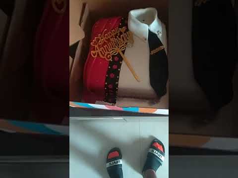 the sugar story to buy cakes DM in insta. Insta id is the sugar story