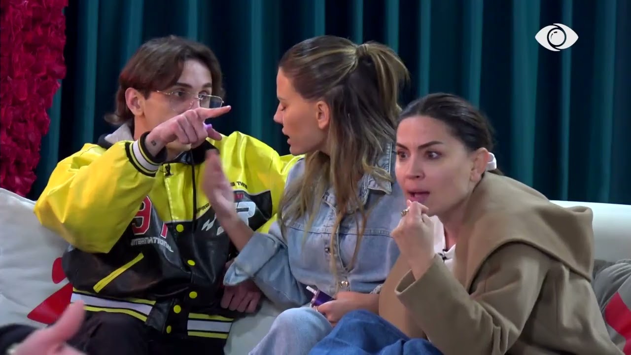 Ti je skemë e gjallë/ Vazhdon debati mes Gertës dhe Egit