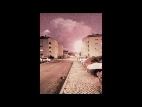 Nigga Txico ft Leo PkP - Ca bo cai na Iluson [Remix] (RNS Prod )