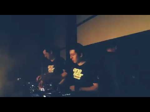 Playing: Jhonny Lp - Florence (Meanda Remix)