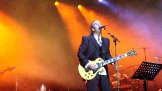 Danielle - Los Secretos - Palacio De Los Deportes De Madrid 18/12/09